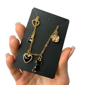 Black cat charm bracelet